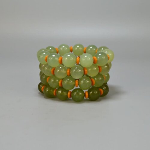 beaded jade stretch bracelet